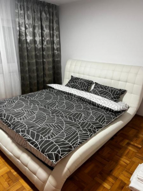 Mona Apartment Taxi#Airport #PARKING#BUCHAREST#THERME